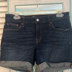 Gap 5inch denim shorts